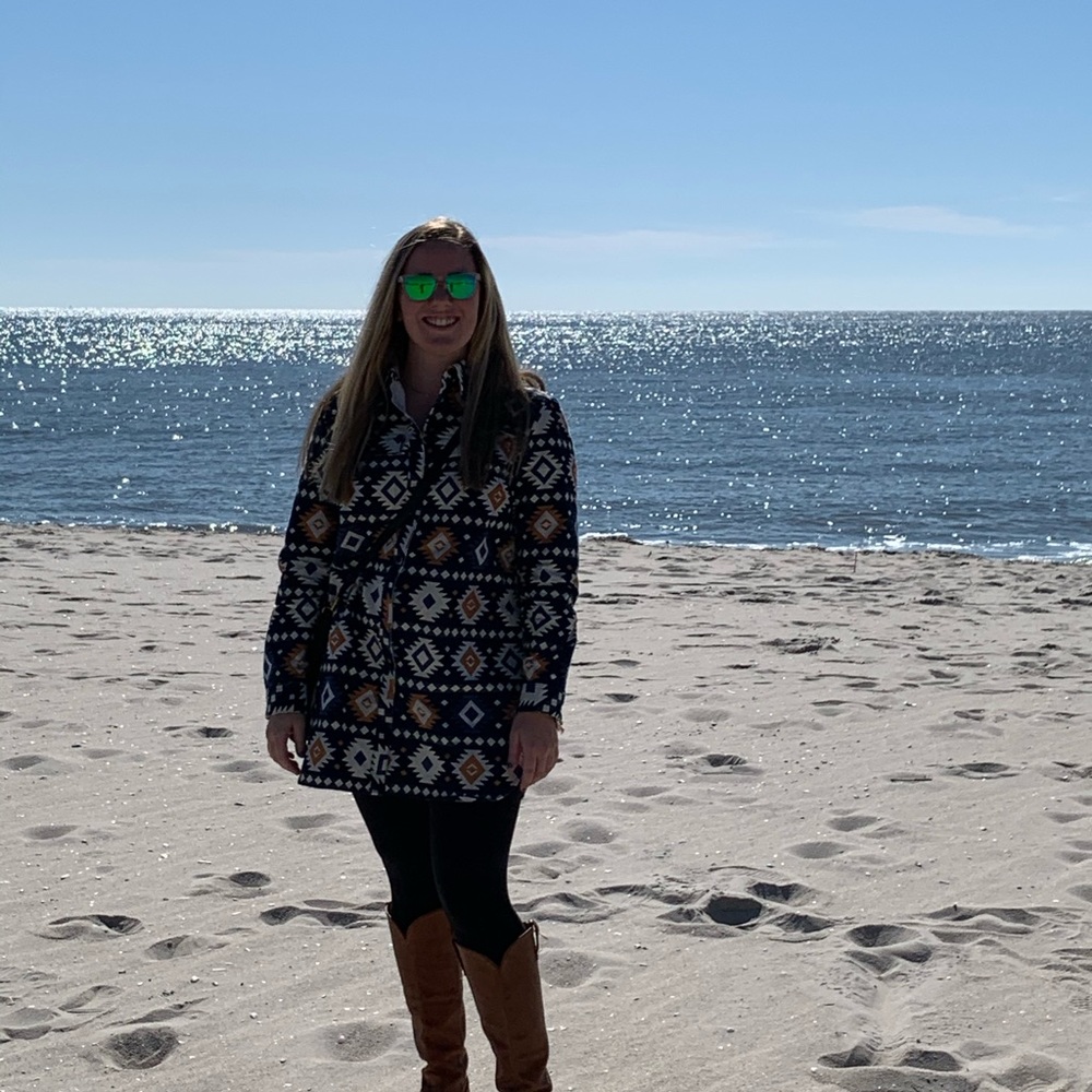Meet your Posher, Julie